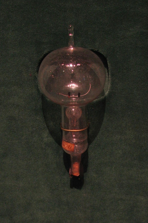 Edison-Kohle-Glühbirne